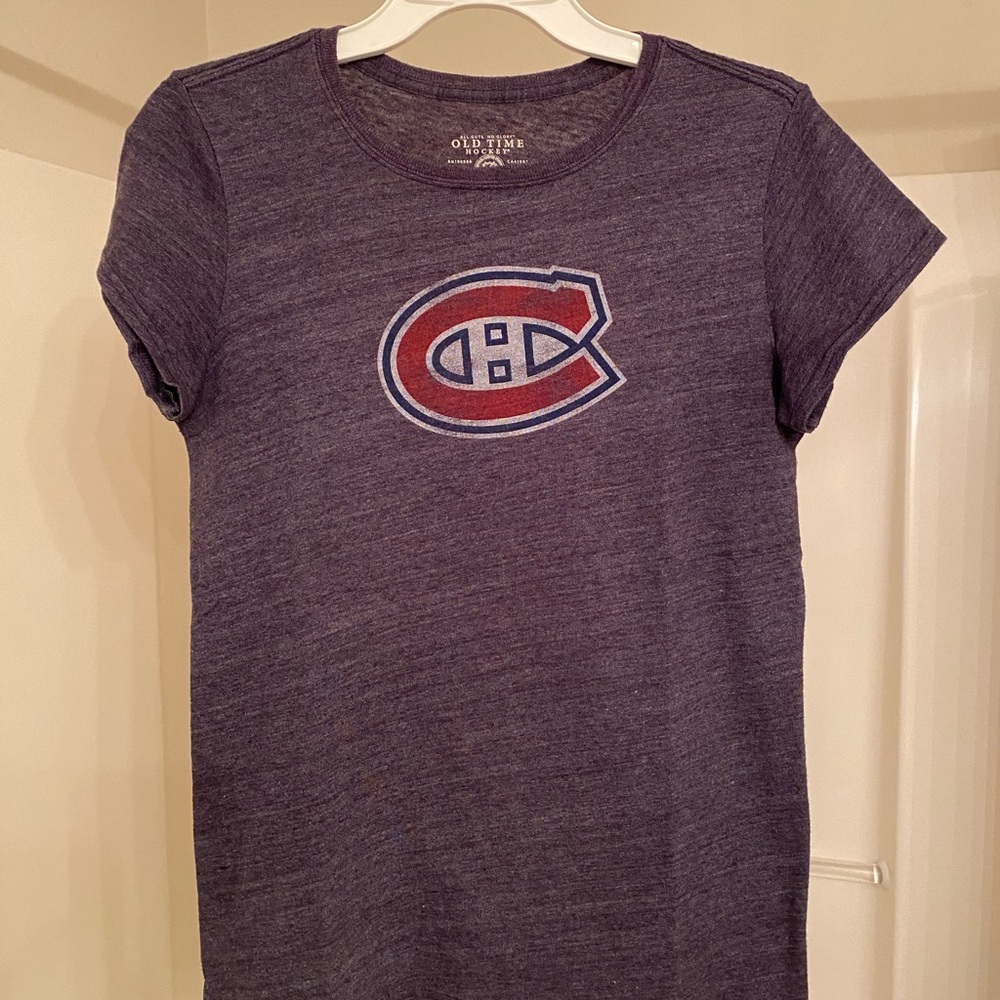 Women’s Montreal Canadians tee shirt